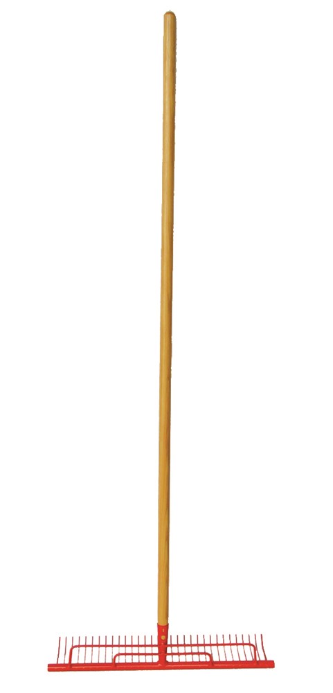 RATEAU A GAZON 32 D DONT LES DENTS EXTERIEURES SONT FORGEES AVEC MANCHE 1,30 M